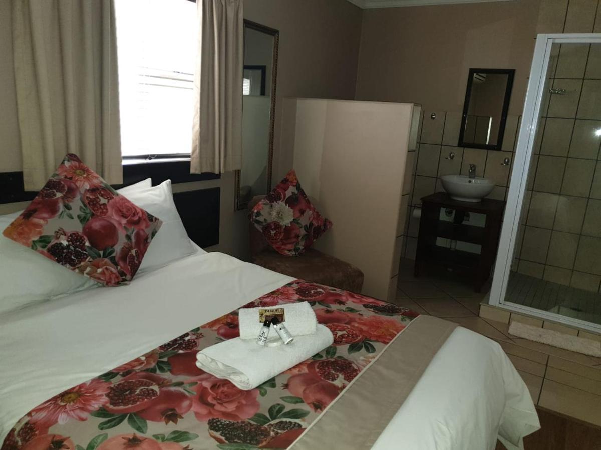 Tsessebe Guesthouse Bloemfontein Exterior photo