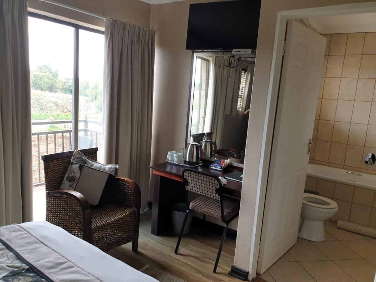 Tsessebe Guesthouse Bloemfontein Exterior photo