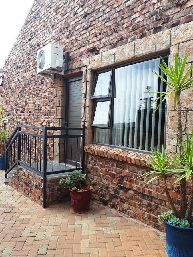 Tsessebe Guesthouse Bloemfontein Exterior photo